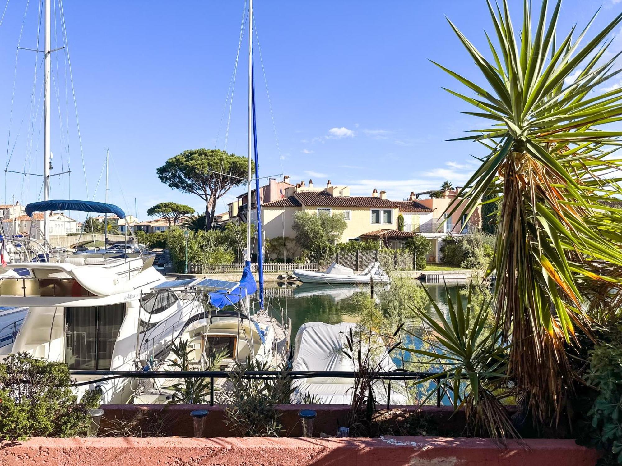 Appartement Port Grimaud 2/4 Pers Avec Grande Terrasse Kültér fotó